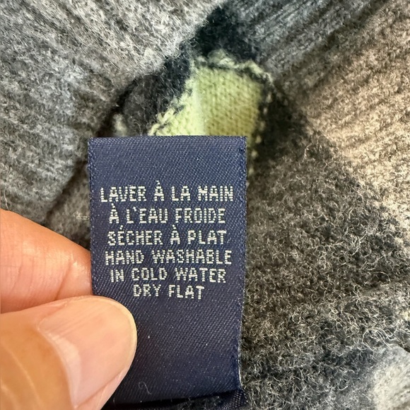 Twik La Maison Simons Women’s Size P/S 100% Wool Diamond Sweater - Picture 5 of 7